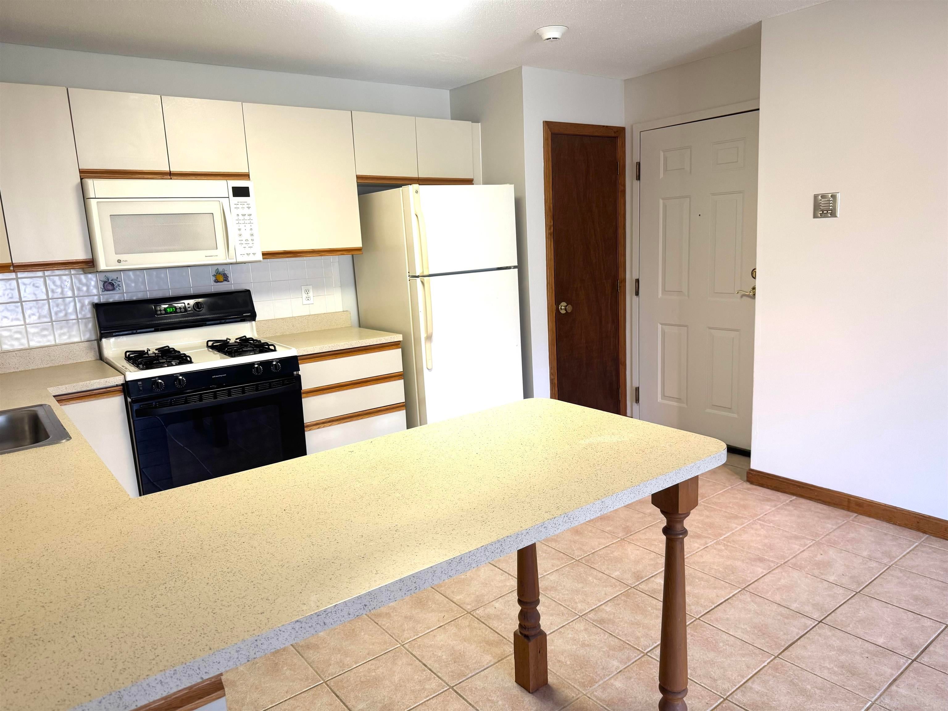 2 Roedean Drive A201