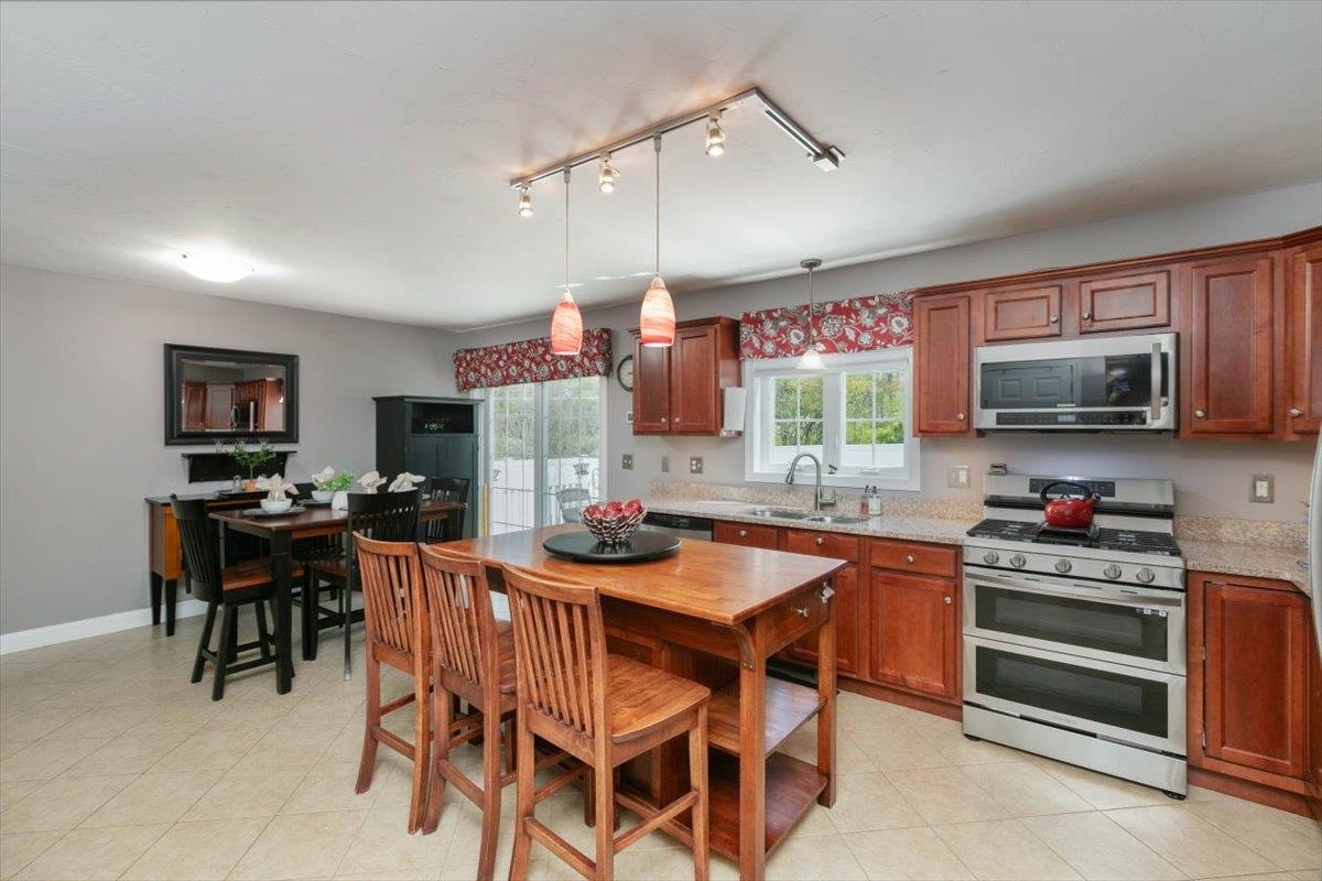 2 Birch Hill Drive
