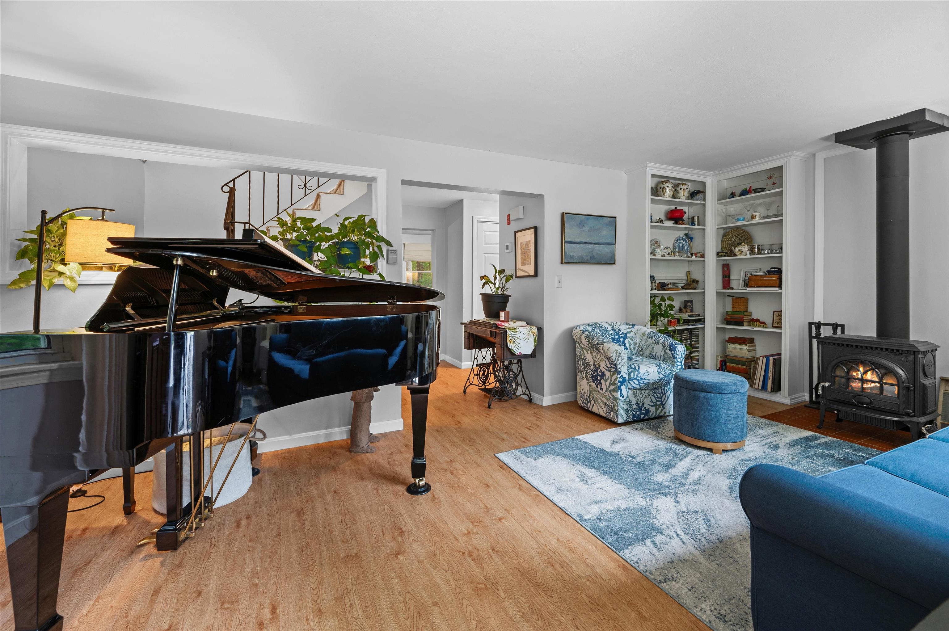 8 Pine Grove Road