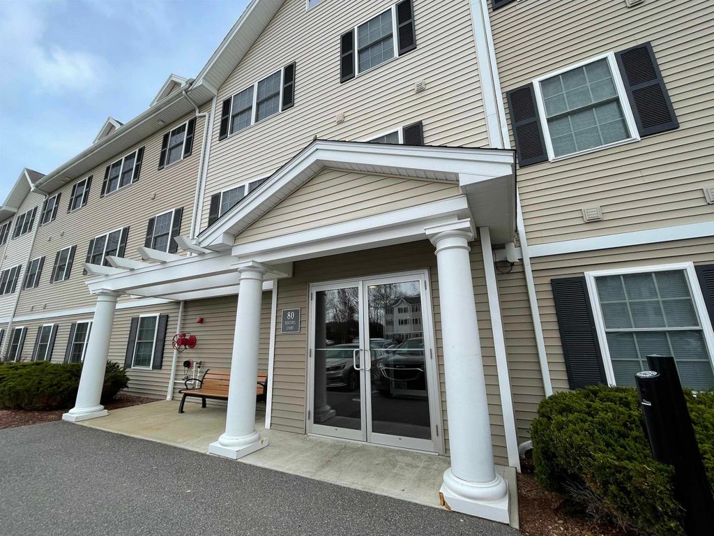 Photo of 20 Sentinel Court #304, Manchester, NH 03104 (MLS # 5091656)