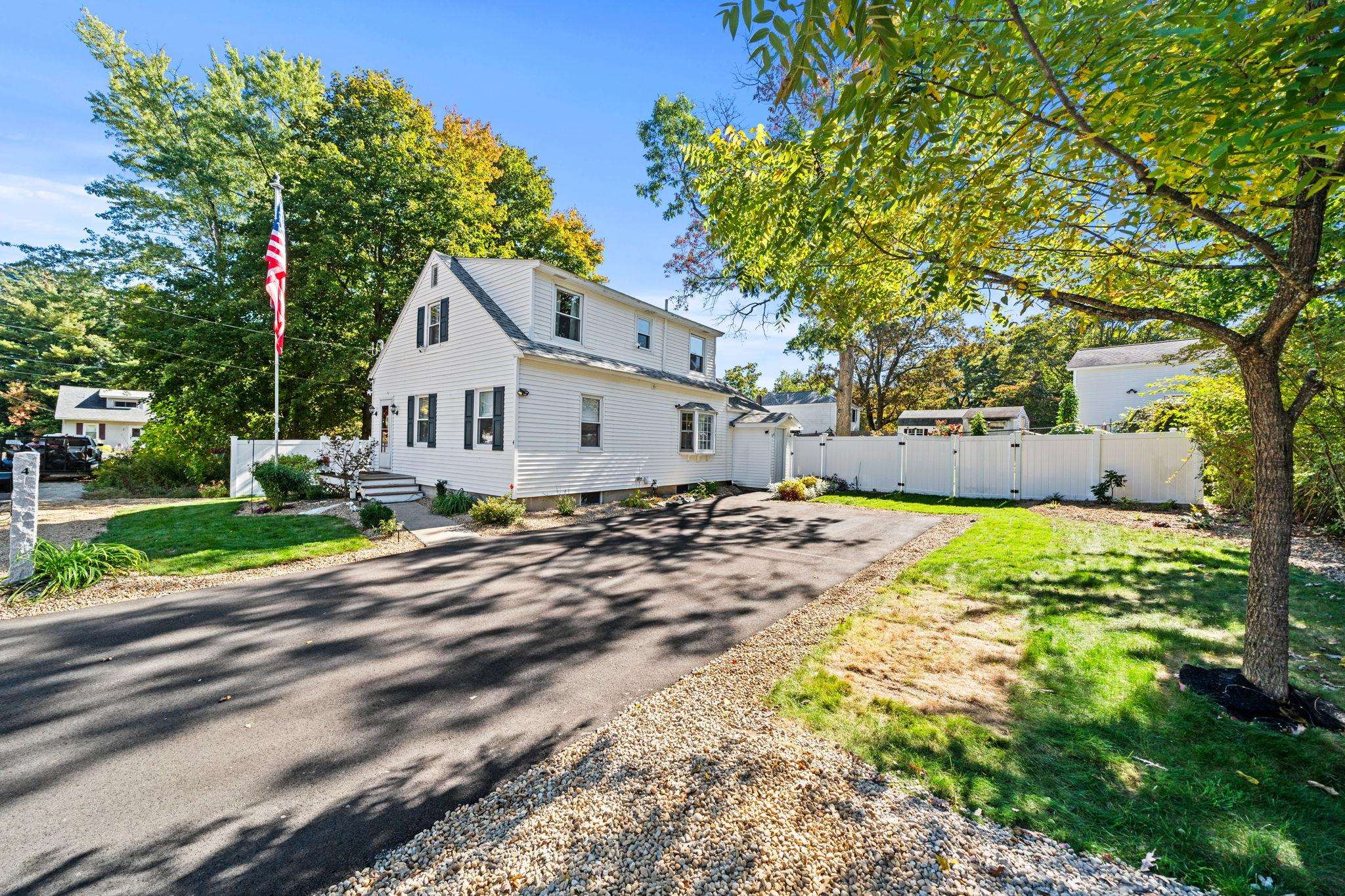 4 Hayward Place