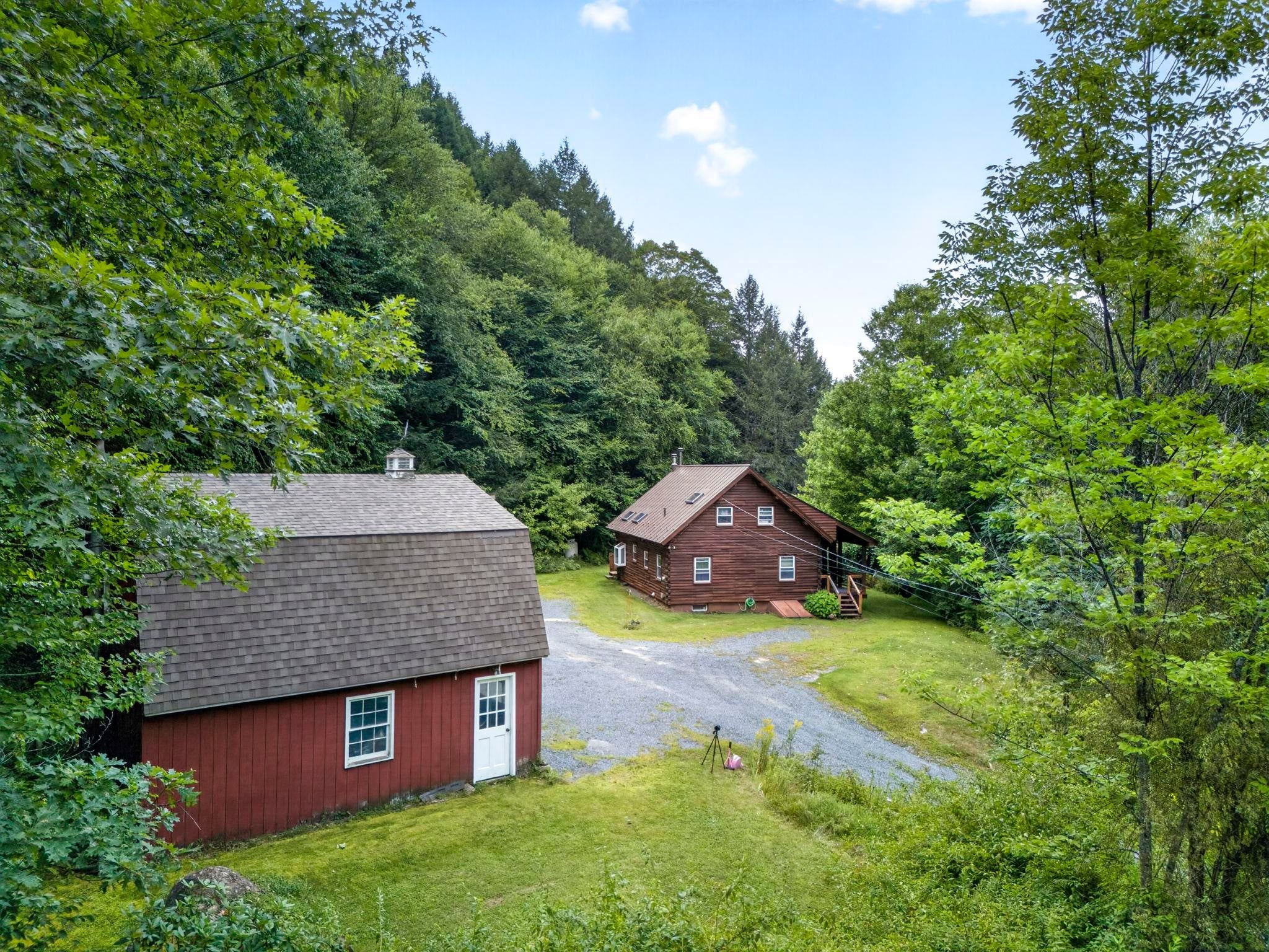 220 Hill Road