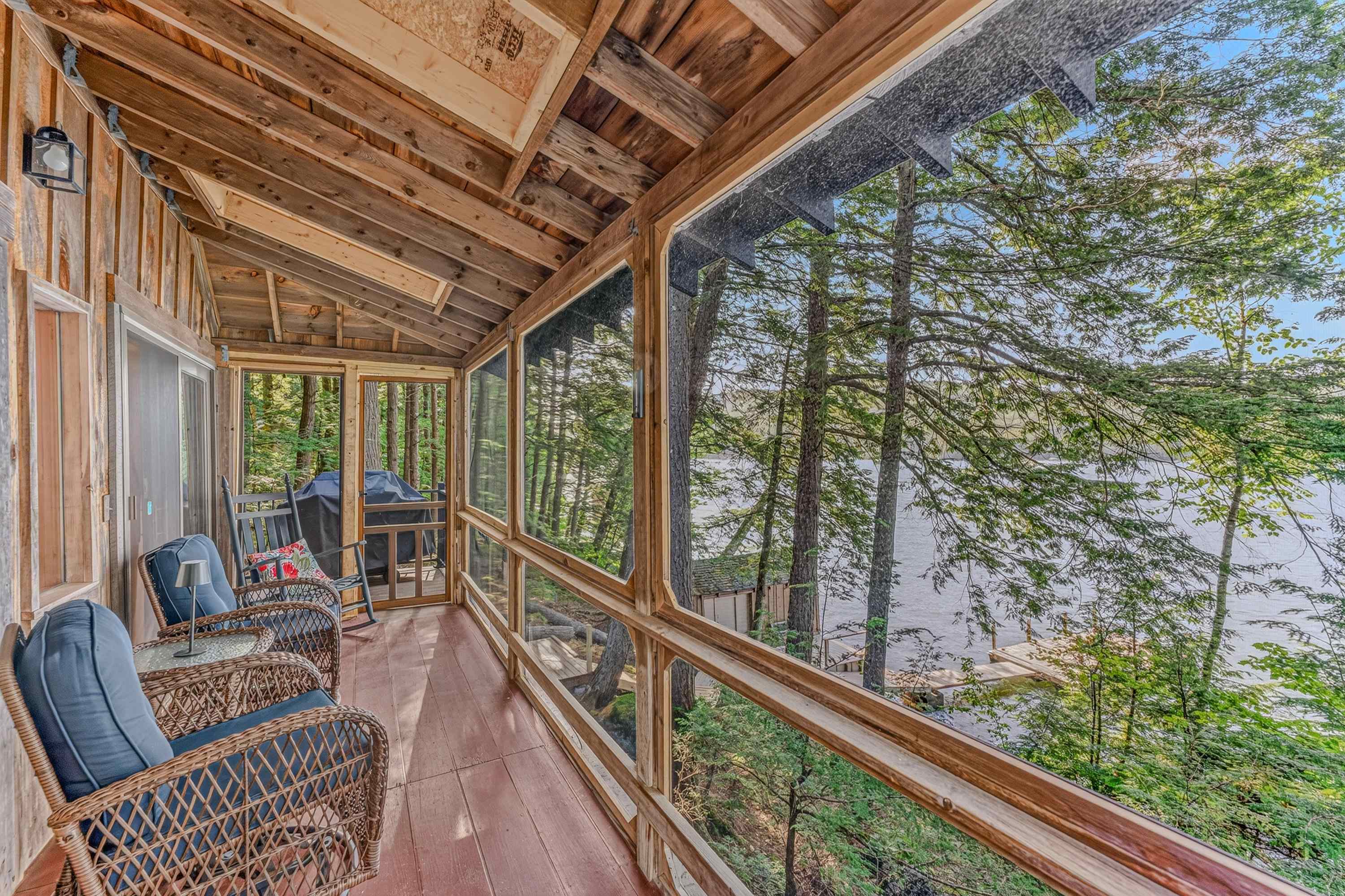 16 Hemlock Way