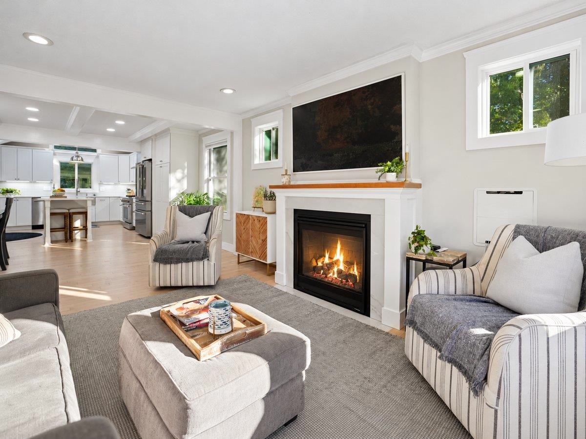 96 Meadowcrest Drive