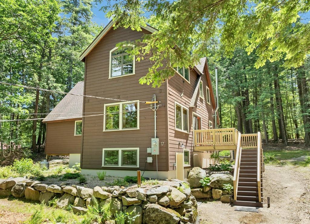 Photo of 11 Senna Way #17, Moultonborough, NH 03254 (MLS # 5102988)