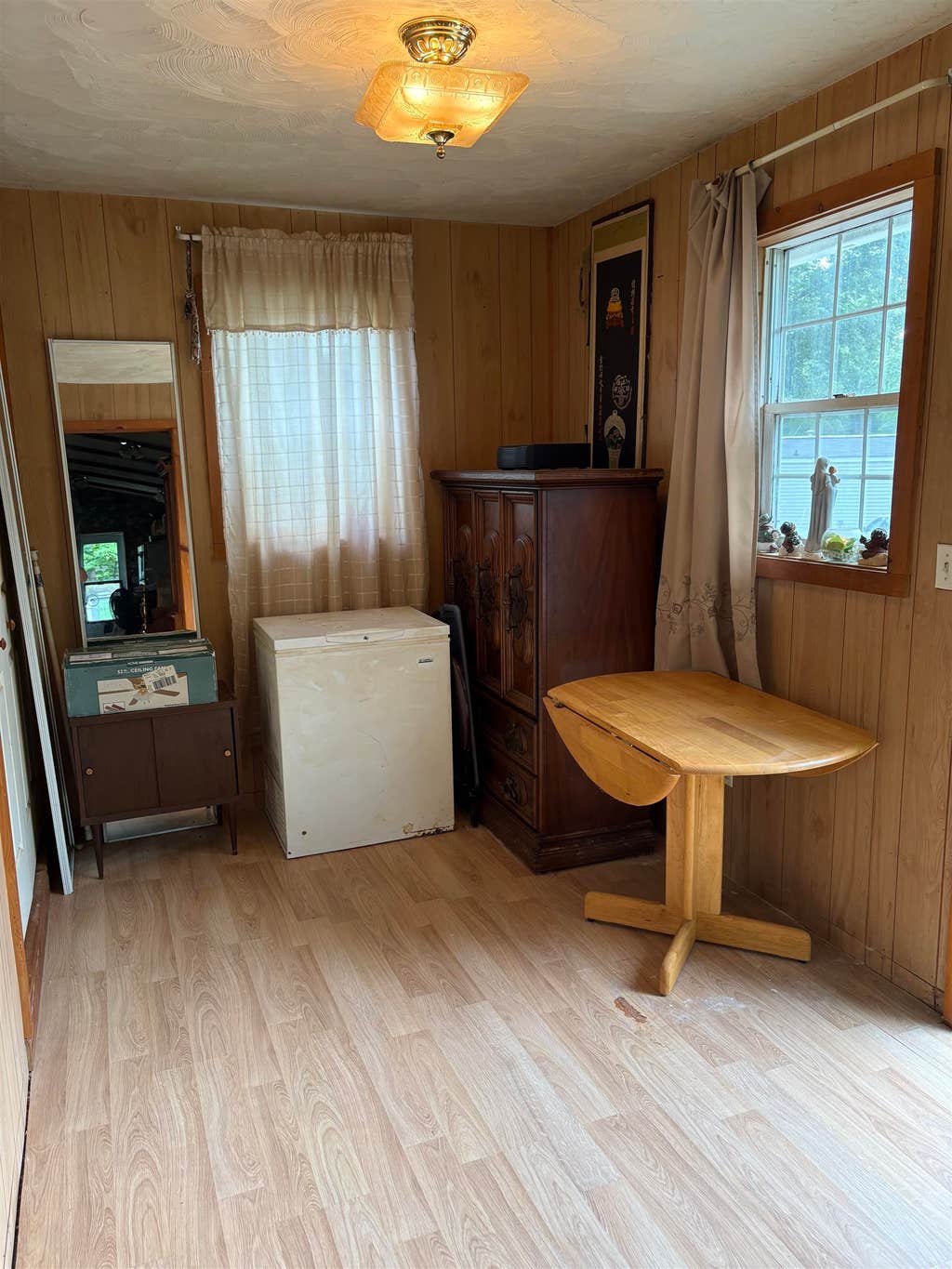 Photo of 53 Gaslight Road, Tilton, NH 03276 (MLS # 5064599)