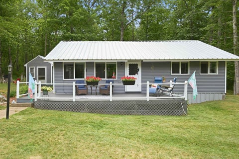 Photo of 53 Deer Run Lane, Moultonborough, NH 03254 (MLS # 5101137)