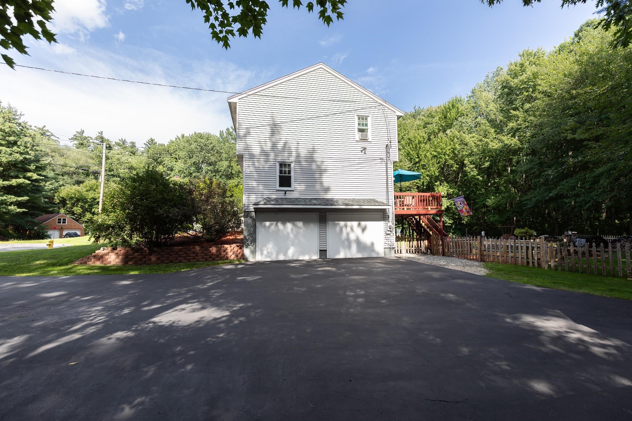12 Applewood Lane