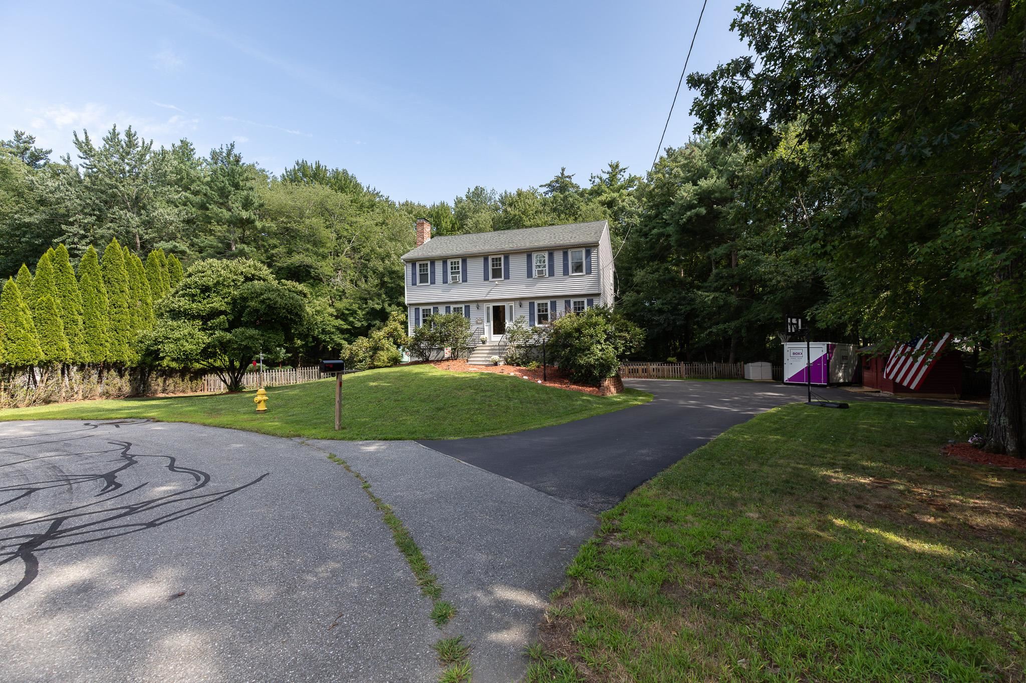 12 Applewood Lane