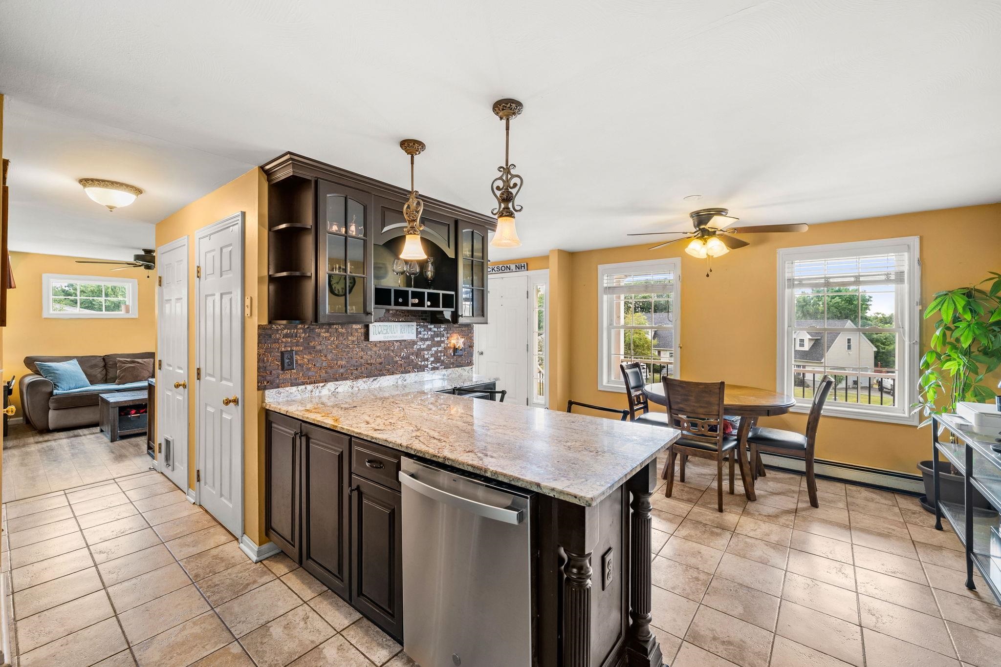 4 Squamscott Avenue