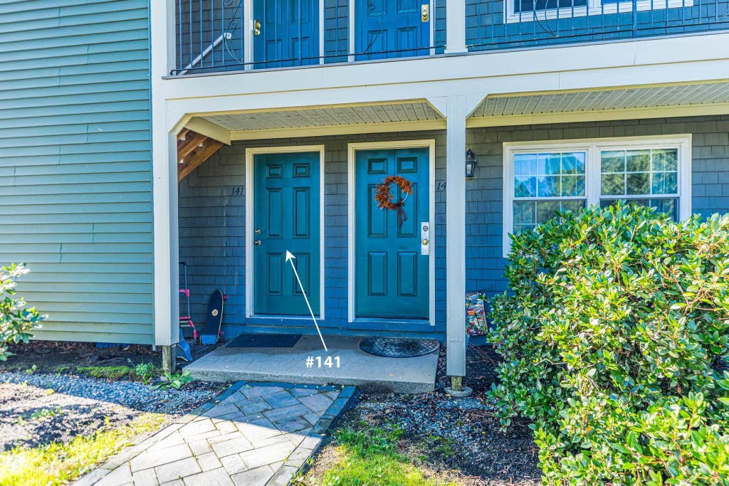 Photo of 141 Cricket Brook, Dover, NH 03820 (MLS # 5106574)