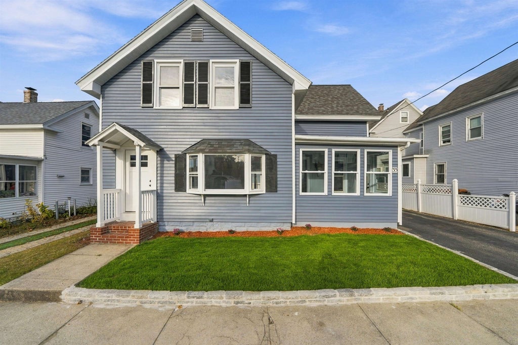 Photo of 33 Prescott Street, Nashua, NH 03064 (MLS # 5115312)