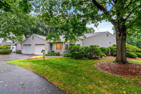 Photo of 33 Walden Pond Drive, Nashua, NH 03064 (MLS # 5108247)