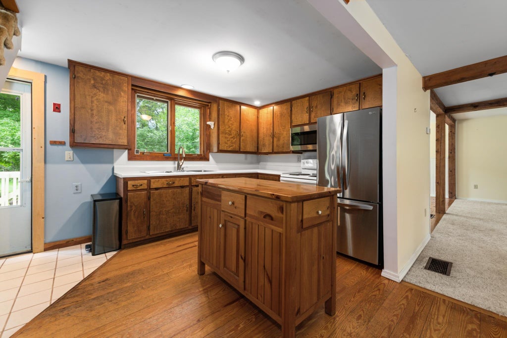 Photo of 80 Stinson Lake Road, Rumney, NH 03266 (MLS # 5108276)
