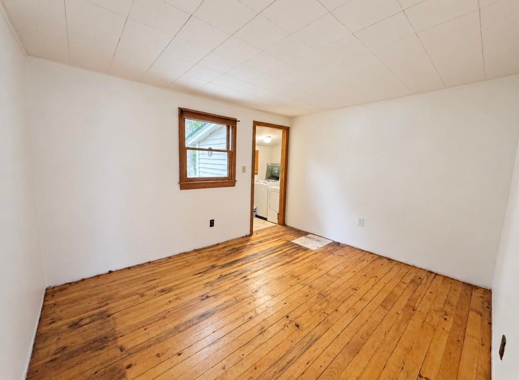 Photo of 10 Acorn Drive, Ossipee, NH 03864 (MLS # 5113309)
