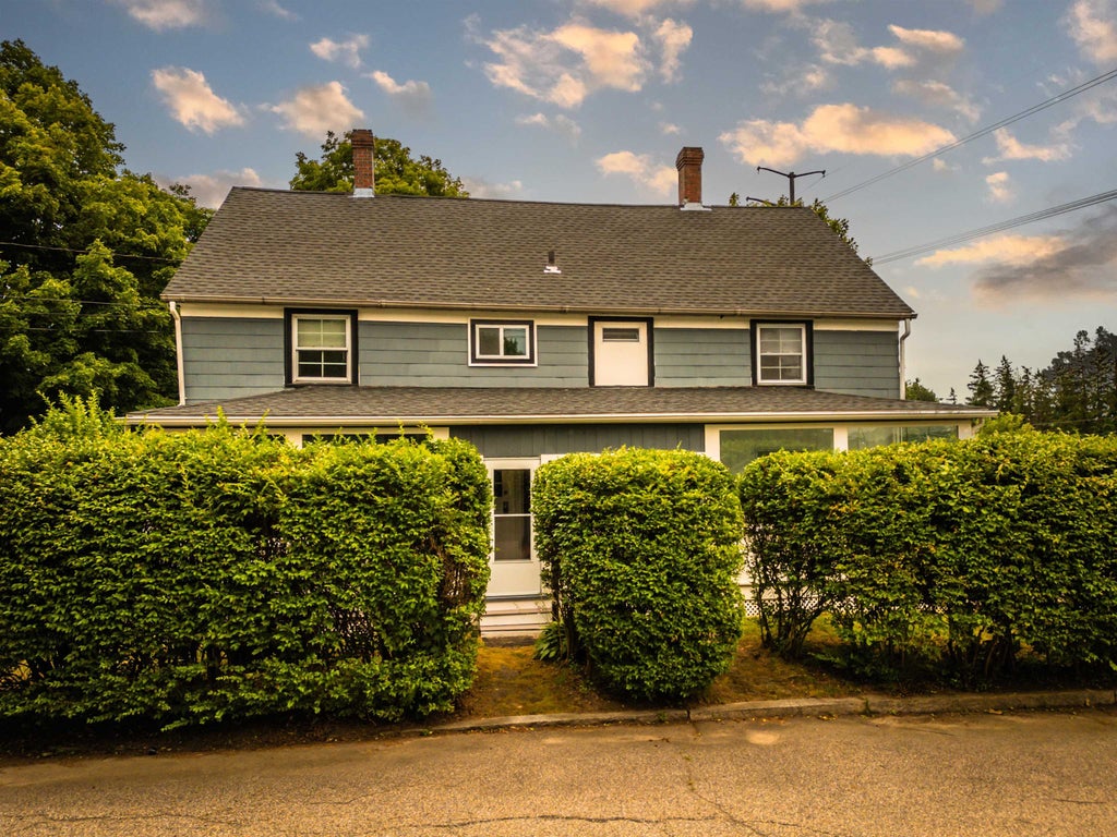 Photo of 184 Echo Avenue, Portsmouth, NH 03081 (MLS # 5100531)