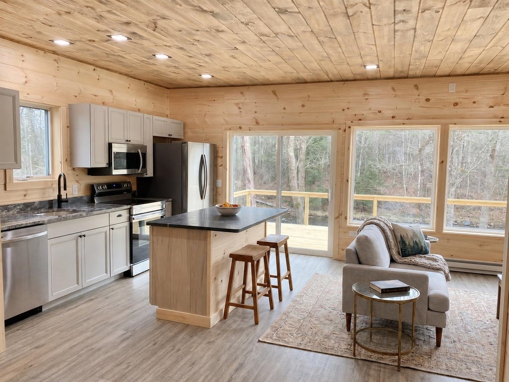 Photo of 196 Washington Street #3, Littleton, NH 03561 (MLS # 5107058)