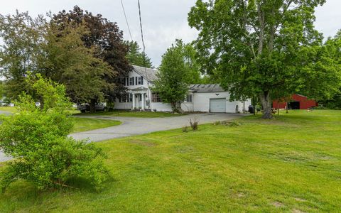 Photo of 102 Goodell Avenue, Swanzey, NH 03446 (MLS # 5091884)