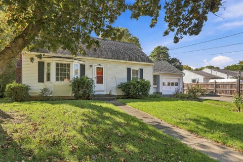 Photo of 44 Atherton Avenue, Nashua, NH 03064 (MLS # 5113614)