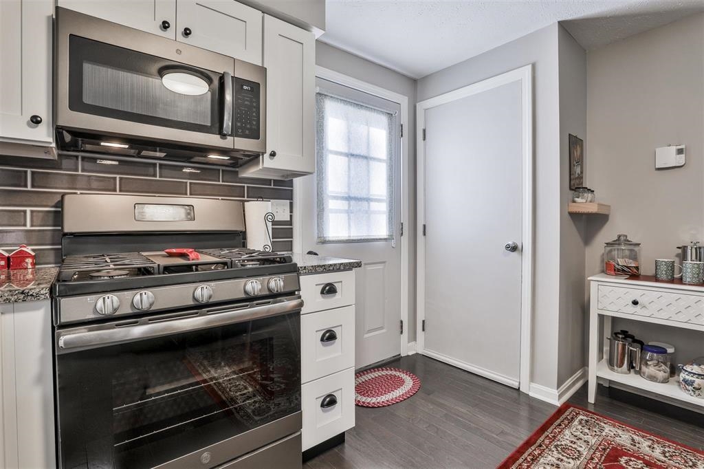 2 Fieldstone Drive
