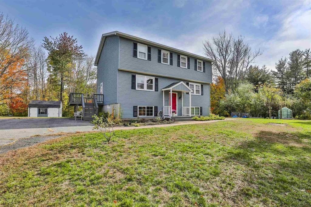 Photo of 2 Fieldstone Drive, Derry, NH 03038 (MLS # 5098162)