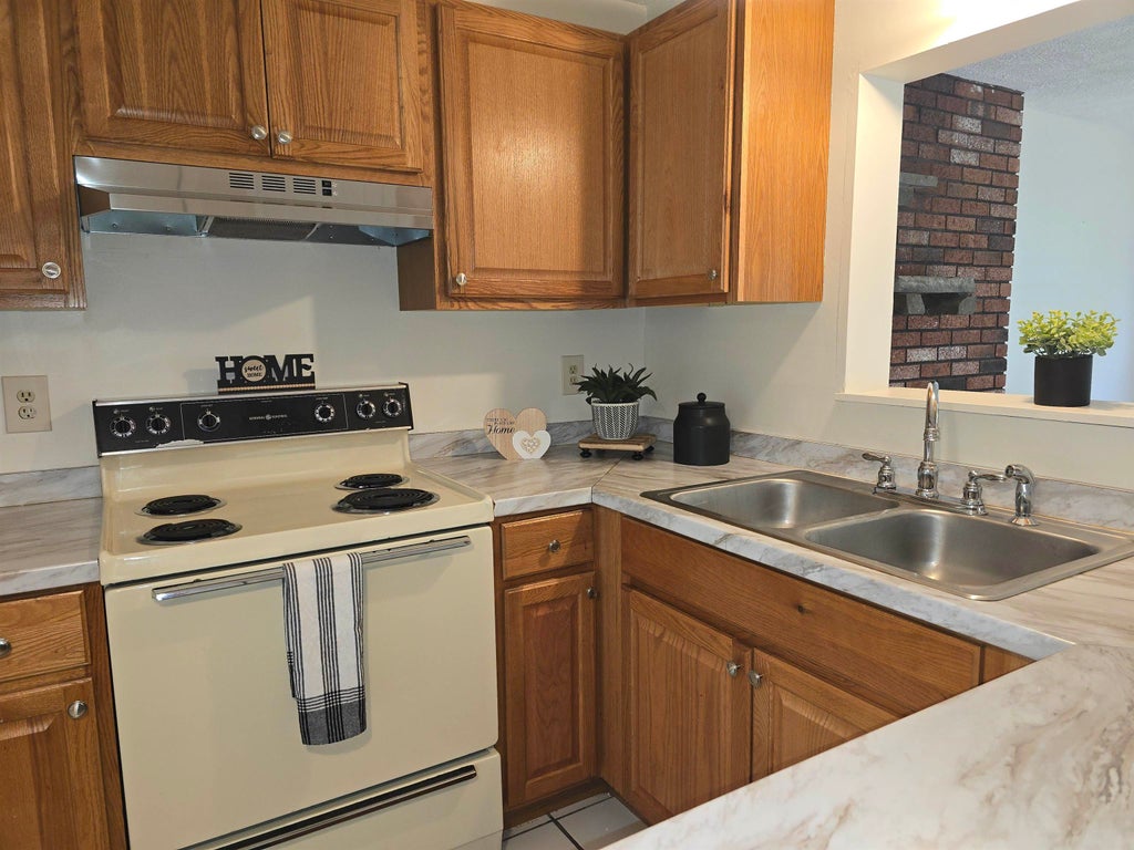 Photo of 75 Lakewood Pines Road #17, Bristol, NH 03222 (MLS # 5096302)