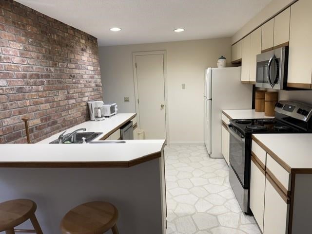 Photo of 9 Pioneer Point, Grantham, NH 03753 (MLS # 5111929)