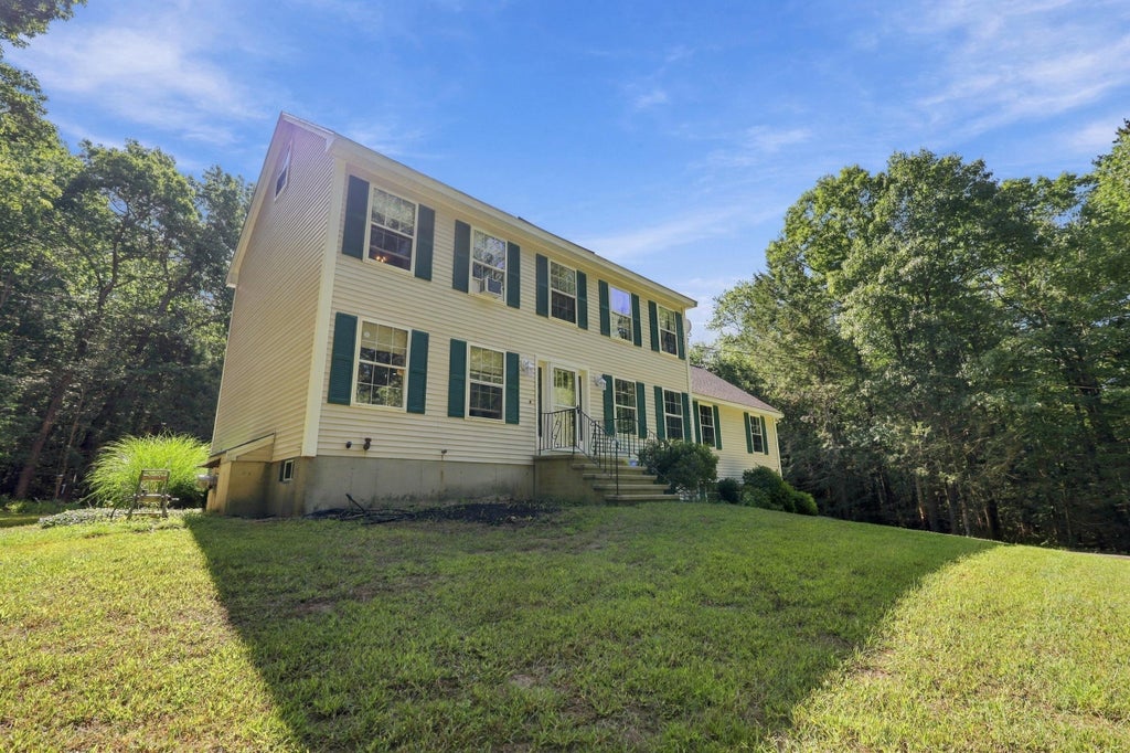 Photo of 27 Peabody Drive, Danville, NH 03819 (MLS # 5110919)