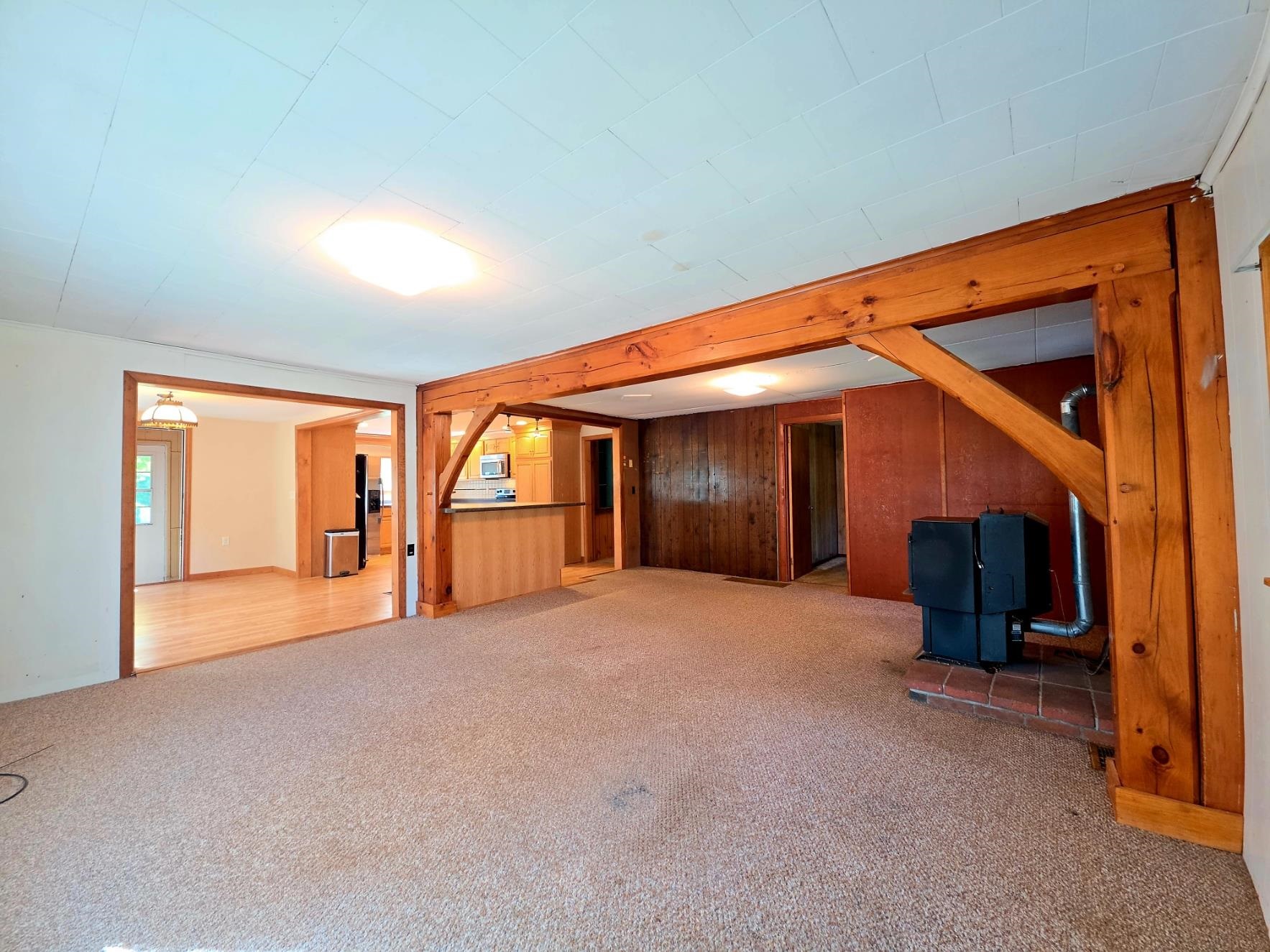 585 North Road