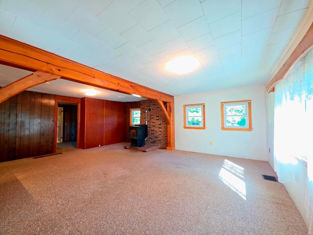 Photo of 585 North Road, Salisbury, NH 03268 (MLS # 5095592)