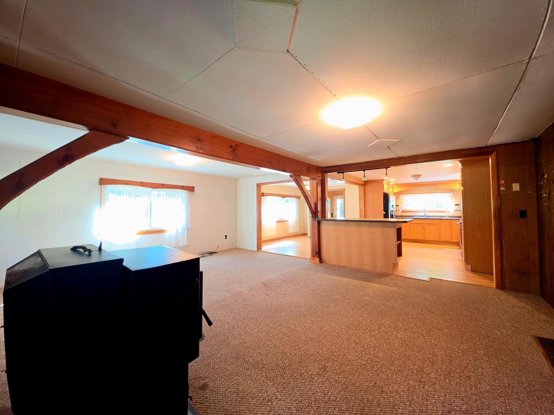 585 North Road