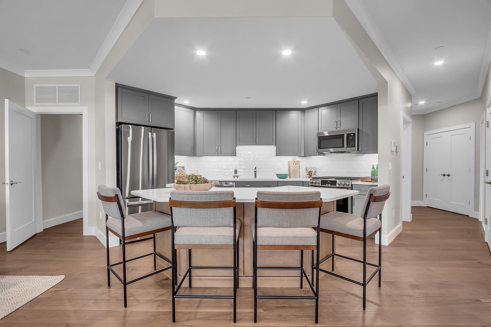55 Pointe Place #108