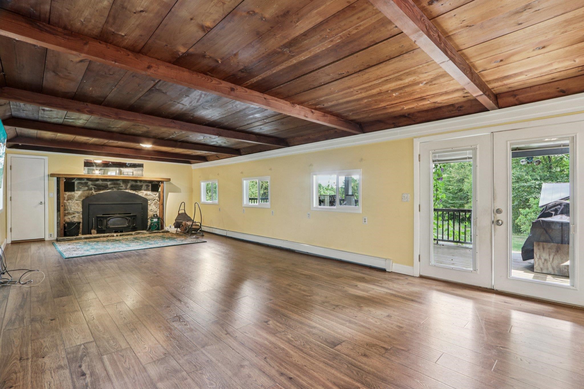 60 Ledge Farm Road