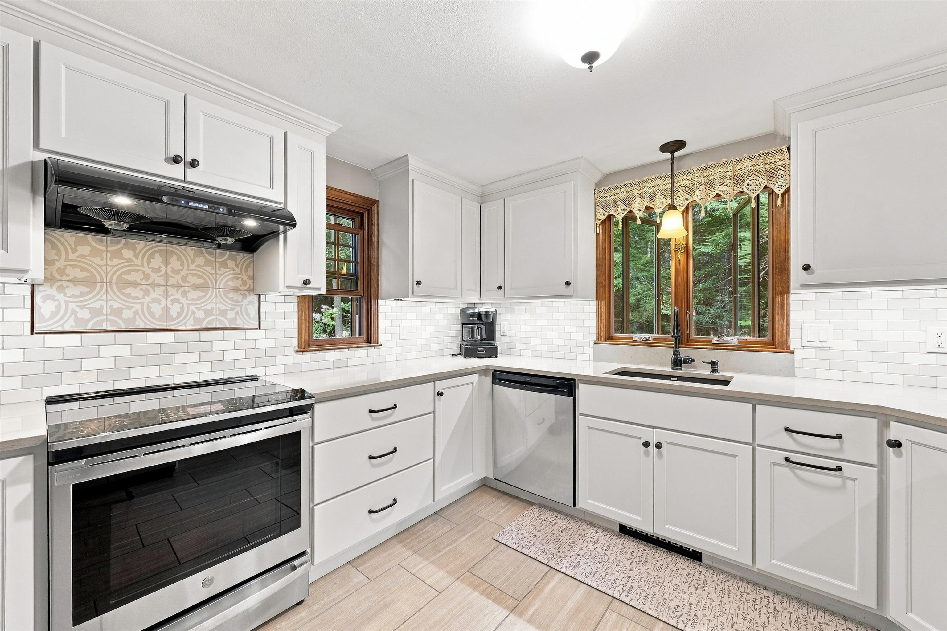 3 Northrup Drive