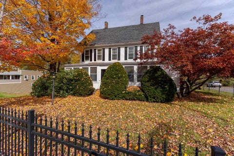 Photo of 308 Main Street, Fremont, NH 03044 (MLS # 5080427)
