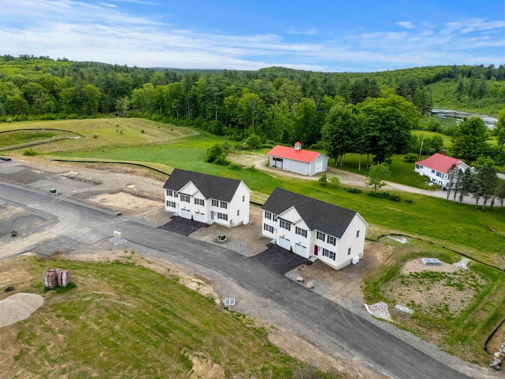 Photo of 5 Violette Drive, Epping, NH 03042 (MLS # 5092230)
