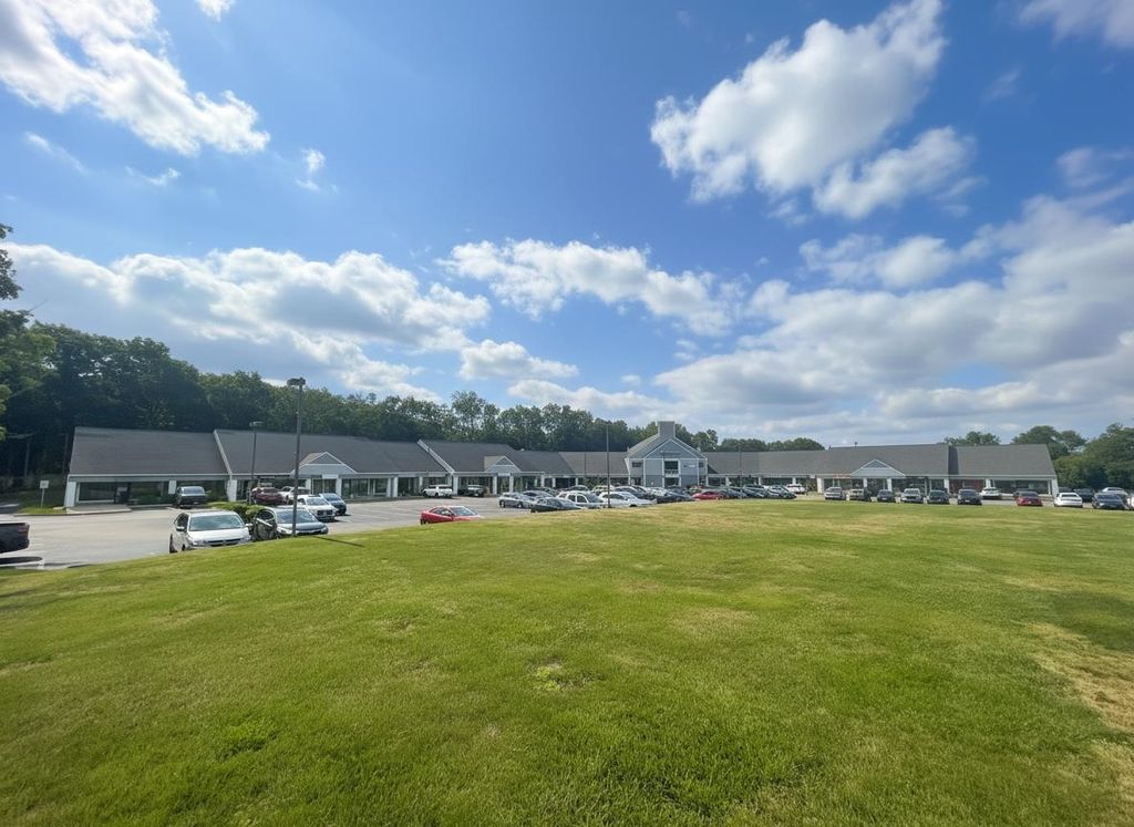 Photo of 72 Portsmouth Avenue #101, Stratham, NH 03885 (MLS # 5096987)