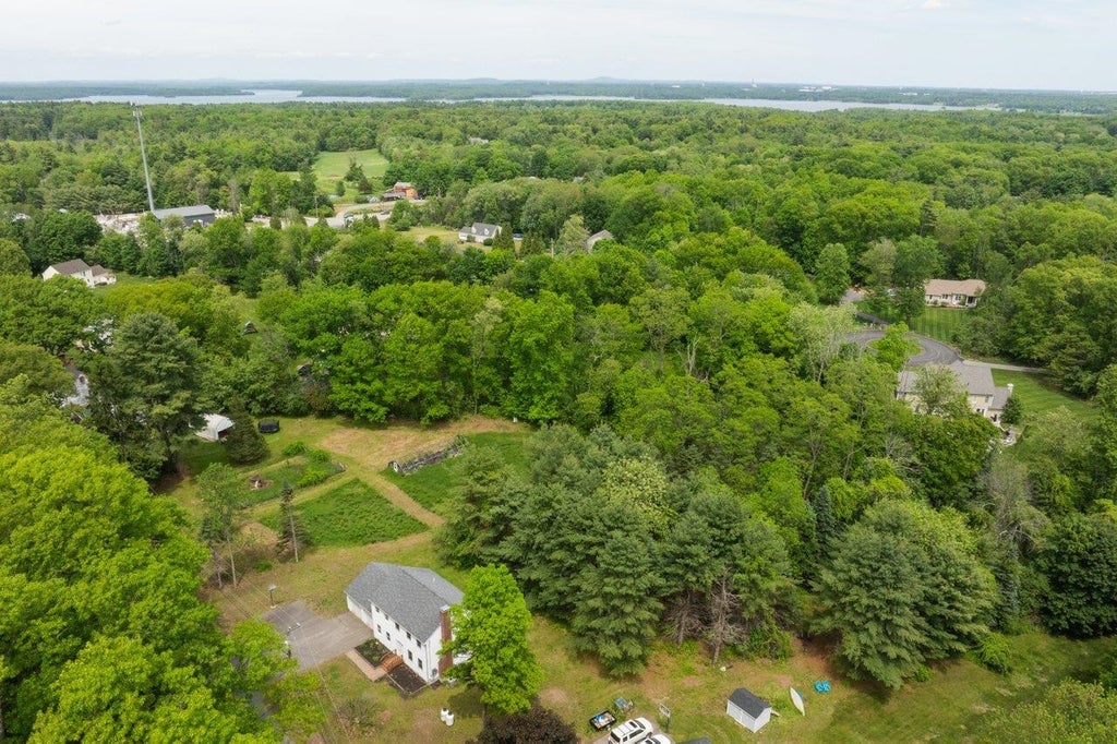 Photo of 11 Lovell Road, Stratham, NH 03885 (MLS # 5092070)