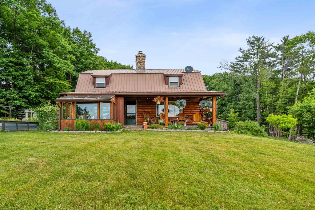 Photo of 11 Pierce Lake Road, Antrim, NH 03440 (MLS # 5097844)