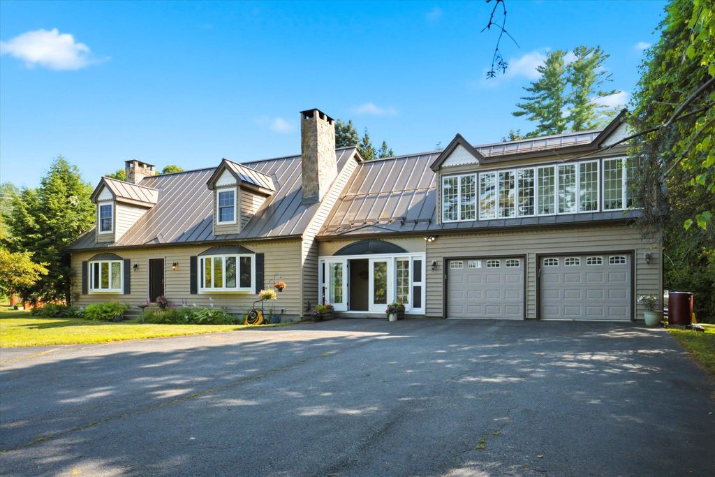 Photo of 32 Buckingham Place, Lebanon, NH 03766 (MLS # 5100739)