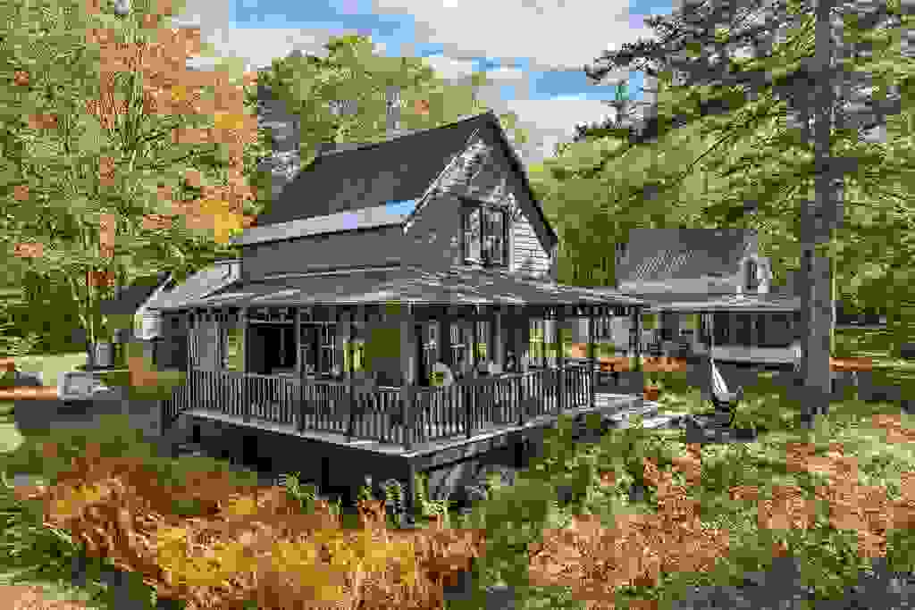 Photo of 6 Twin Cottage Lane, Ossipee, NH 03814 (MLS # 5093941)