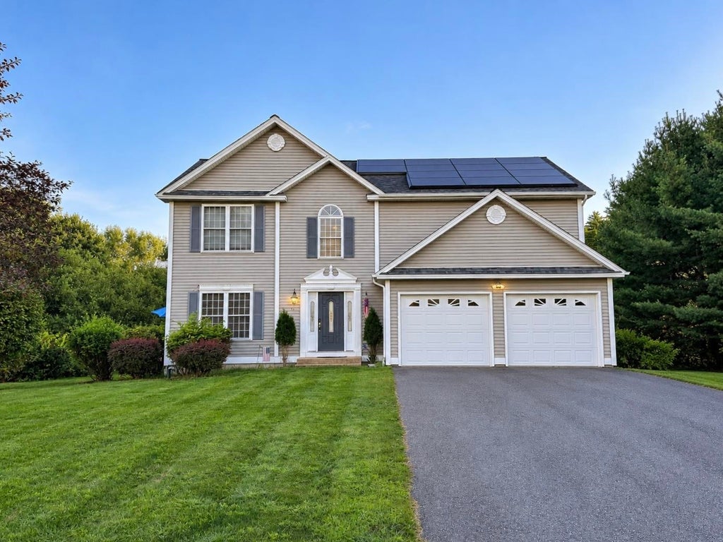 Photo of 11 Swenson Road, Bedford, NH 03110 (MLS # 5108388)