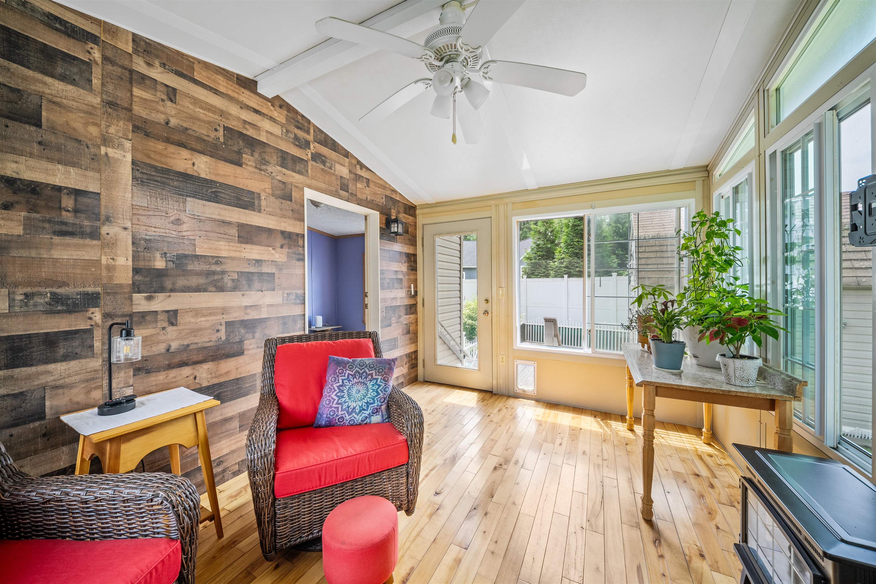 417 Middle Road Unit A
