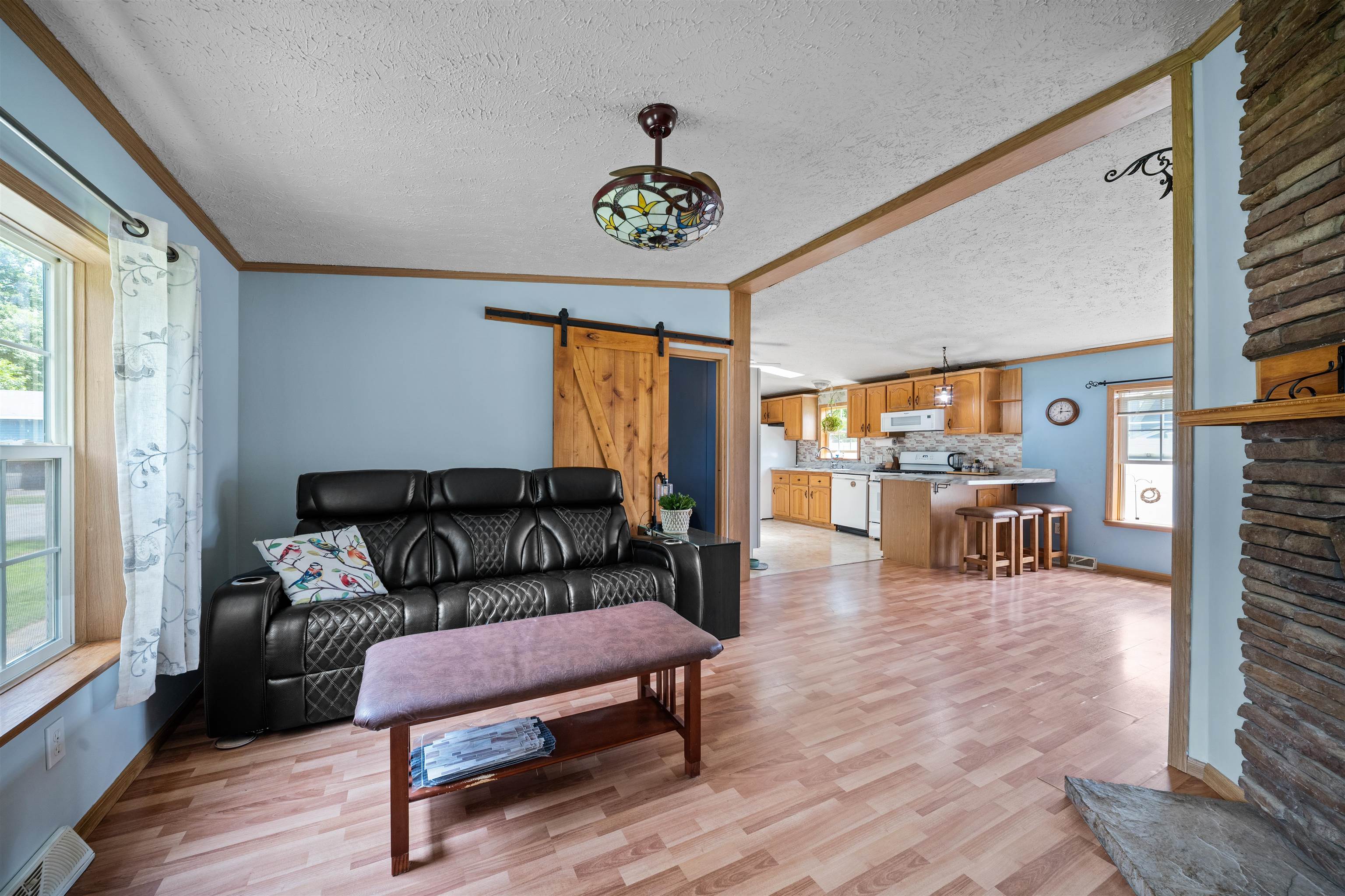 417 Middle Road Unit A