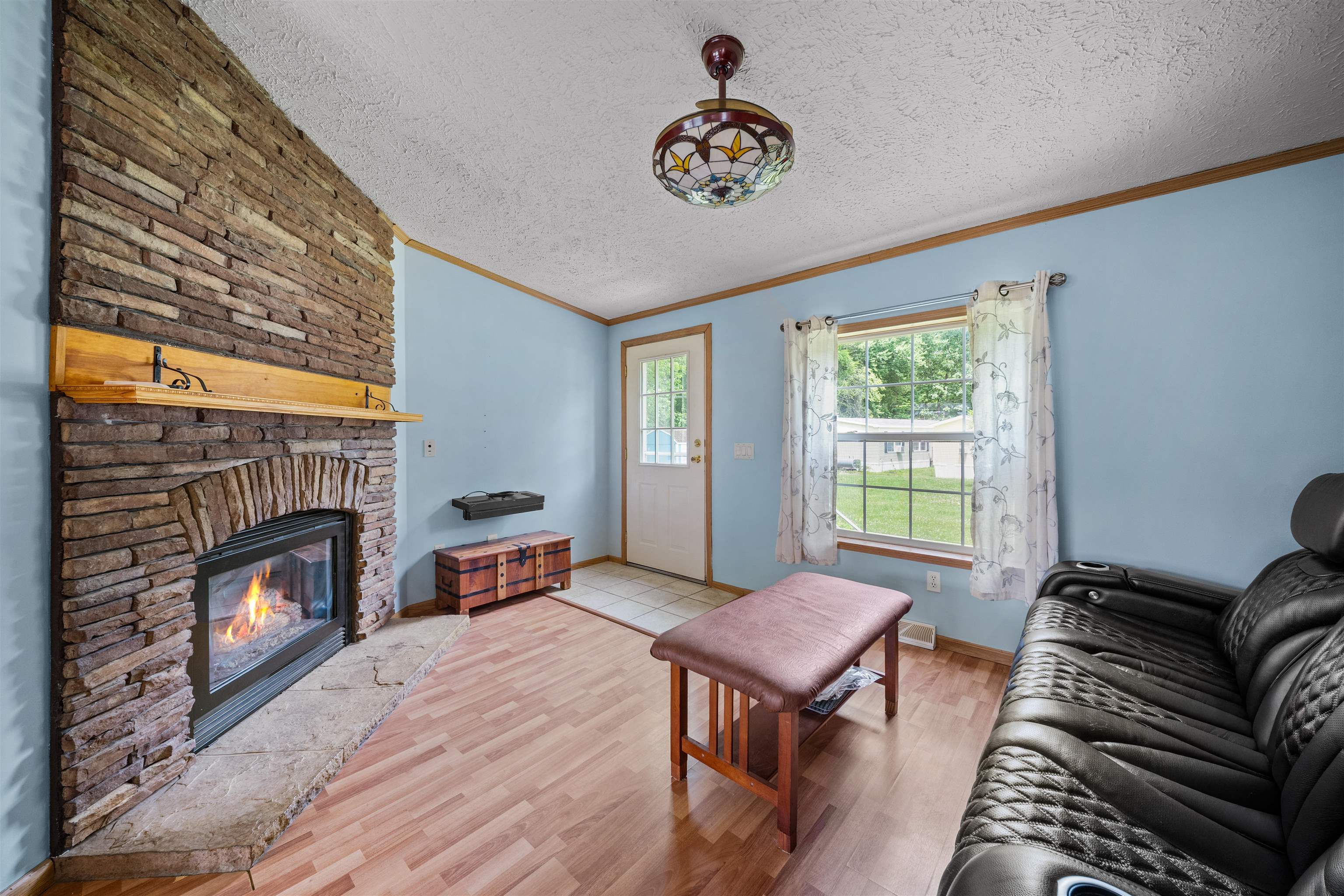 417 Middle Road Unit A