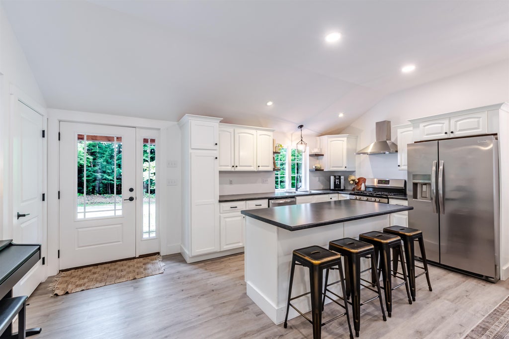 Photo of 455 Turnpike Road, Sharon, NH 03452 (MLS # 5109135)