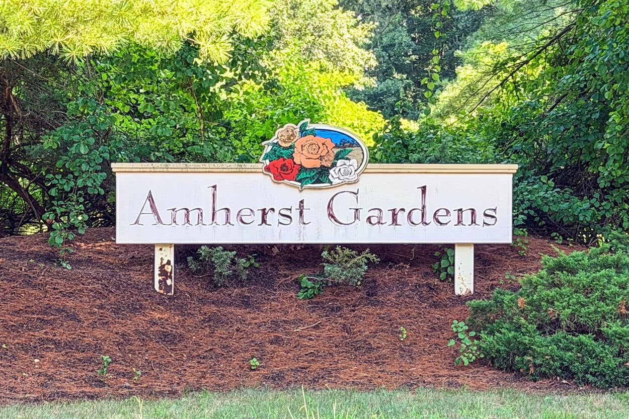 464 Boston Post Road 30