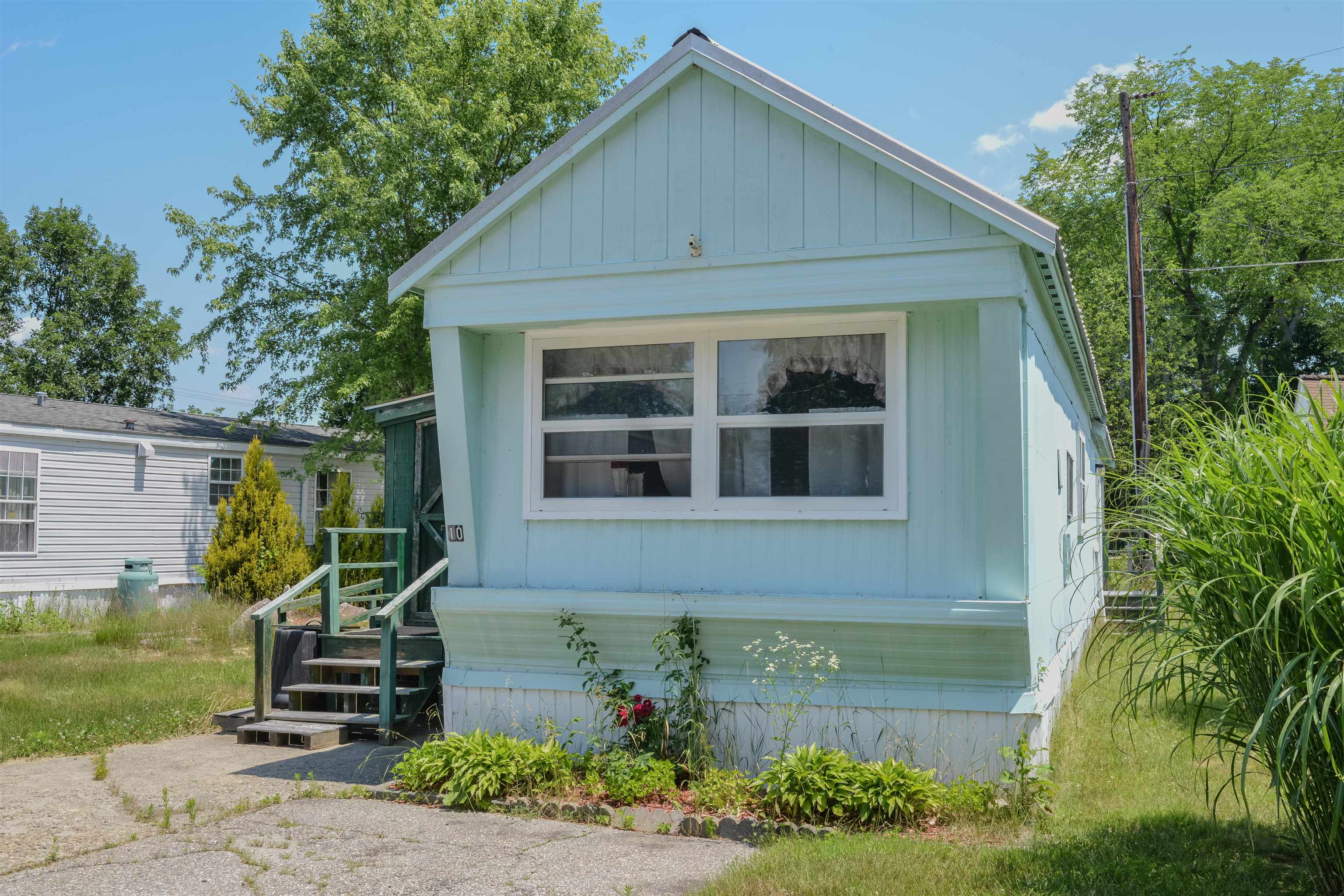 529 Nashua Street 10