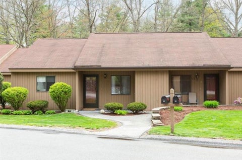Photo of 22 Essex Green Court, Merrimack, NH 03054 (MLS # 5099984)