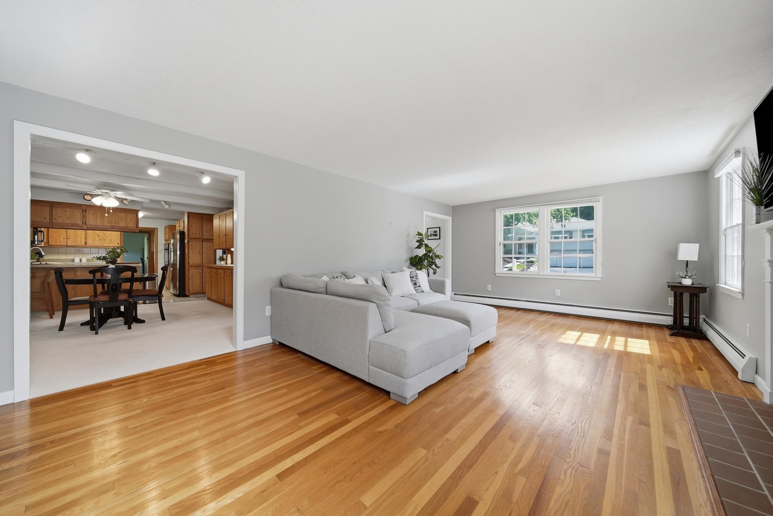 118 Lancelot Avenue
